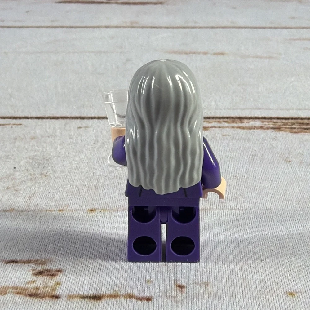 Aberforth Dumbledore HP462 LEGO Harry Potter Minifigure 76418 Used - Picture 2 of 4